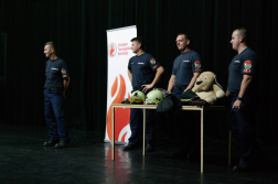 Kaposvári tűzoltók az előadáson
