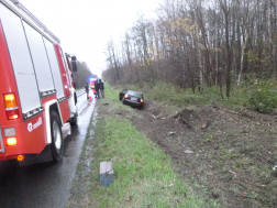 Végigszántotta az árkot