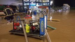 A parkolóban állt a víz