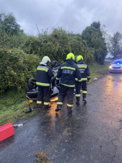 Felborult a gépkocsi