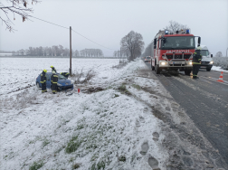 A tűzoltók állították kerekeire