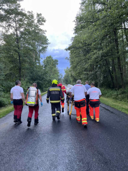 Mintegy 100 méterre szállt le a helikopter