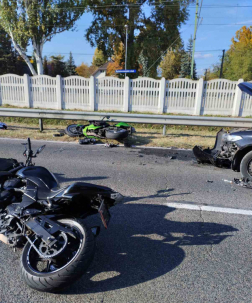 Mindkét motorost kórházba vitték