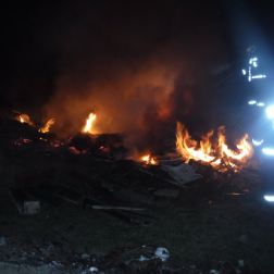 Azt hitték a ház ég