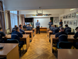 óriási tekerés, kupa átadása