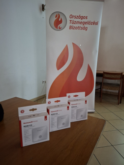 előadás a nyugdíjas klubba