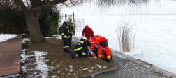 Jégről mentés a Balatonon