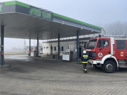 Tűz a benzinkúton
