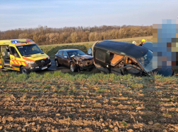 Két jármű ütközött