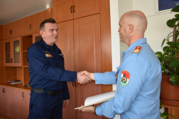 Szolgálati jelek és születésnapok