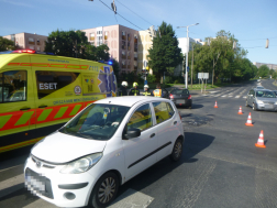 Két autó karambolozott