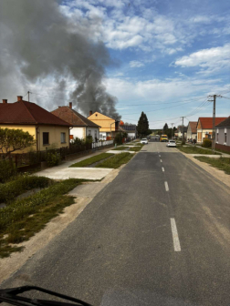Teljes terjedelmében égett a tető