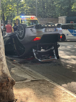 kerékpárral ütközött egy autó
