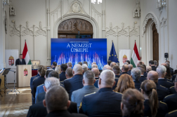 Ünnepség az államalapítás ünnepén