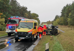 Felborult egy kisbusz Barcs térségében